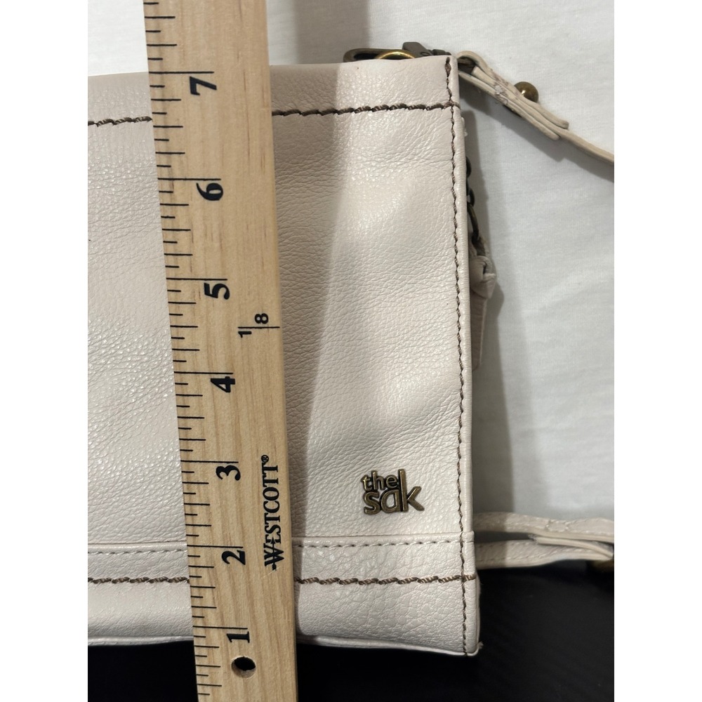 The Sak Iris Crossbody Bag Off White Pebbled Leather Cream - Picture 9 of 9